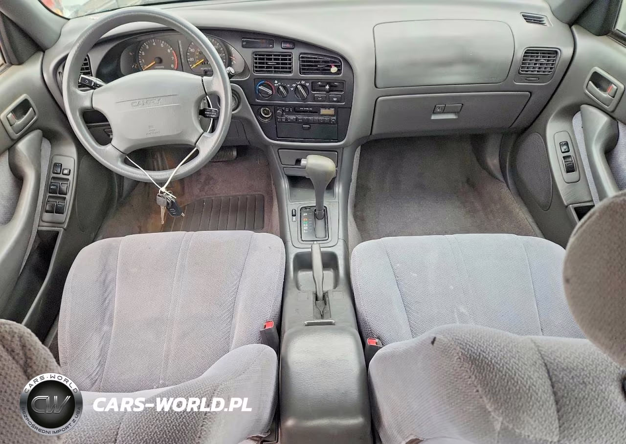 1995 Toyota Camry Le VIN:4T1SK12E7SU602886 - 8