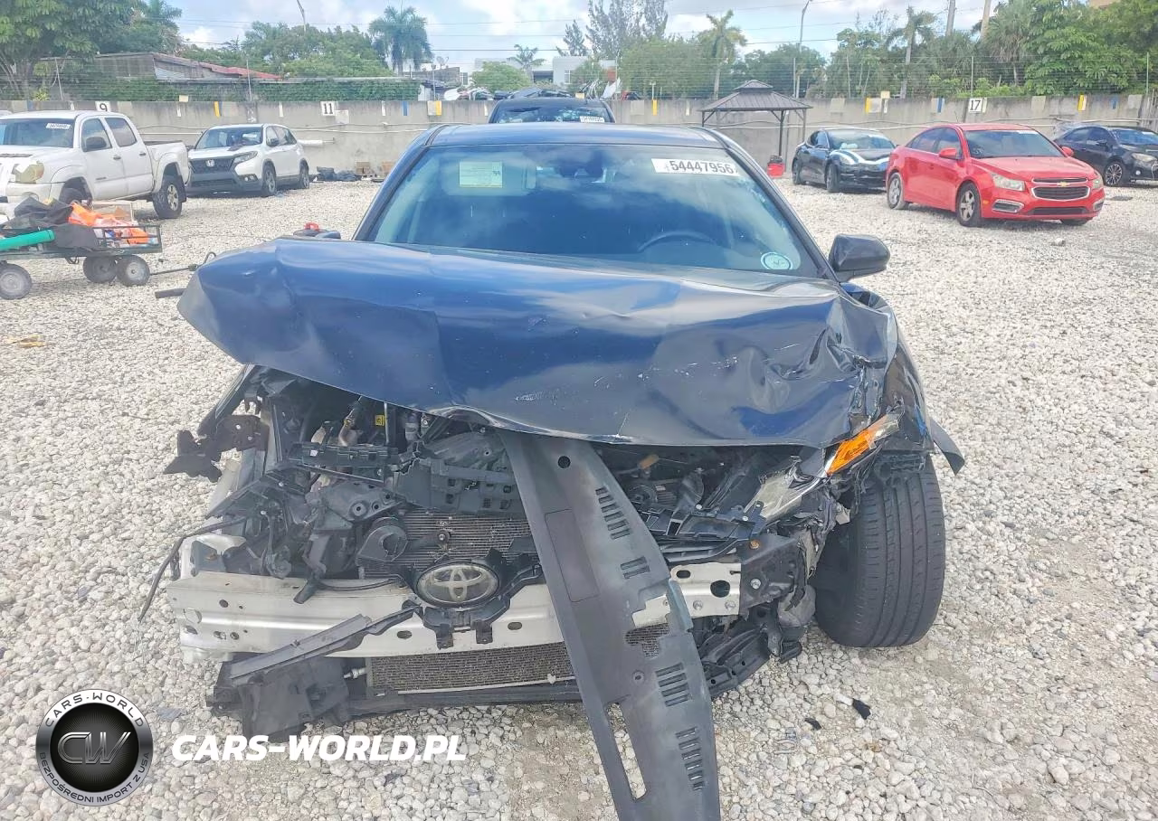 2019 Toyota Camry Se VIN:4T1B11HK9KU224652 - 5
