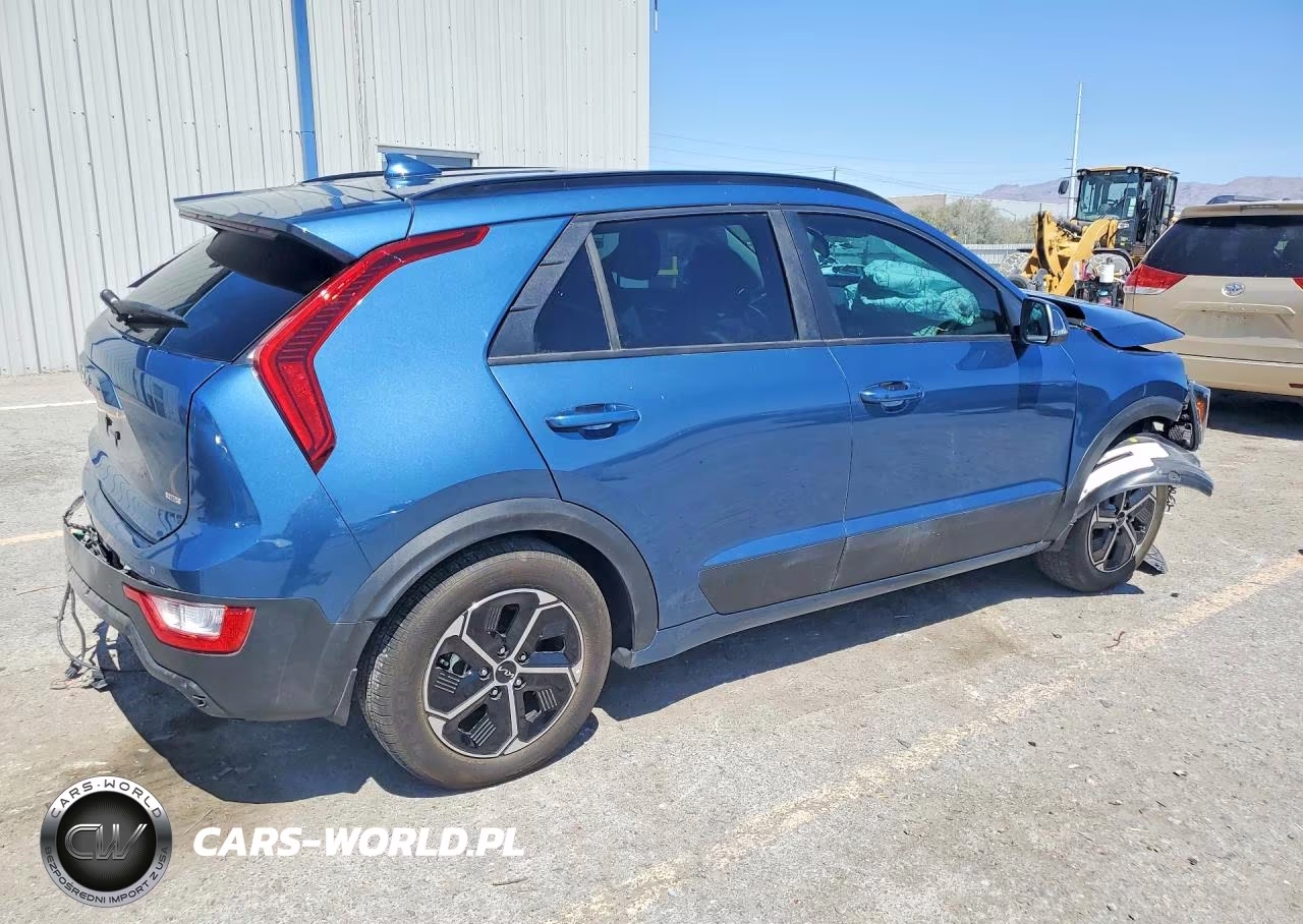 2025 Kia Niro Ex VIN:KNDCR3LE0S5306956 - 3
