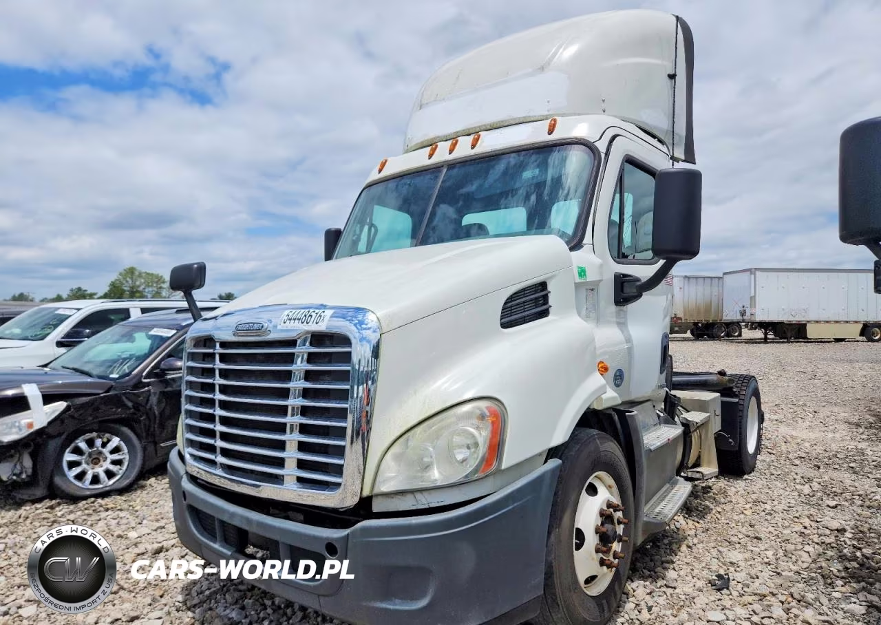2018 Freightliner Cascadia 113 Semi Truck VIN:3AKBGADVXJSJN2901 - 2