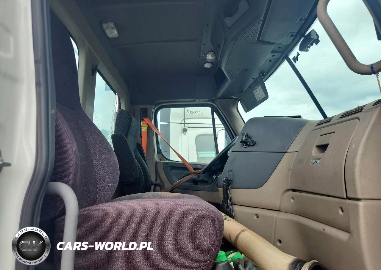 2018 Freightliner Cascadia 113 Semi Truck VIN:3AKBGADVXJSJN2901 - 6