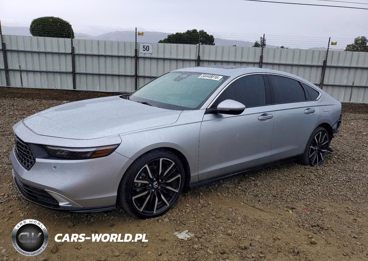 2024 Honda Accord Touring Hybrid – zdjęcie 1 z 13