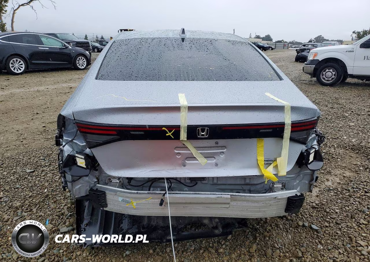 2024 Honda Accord Touring Hybrid VIN:1HGCY2F88RA087346 - 6
