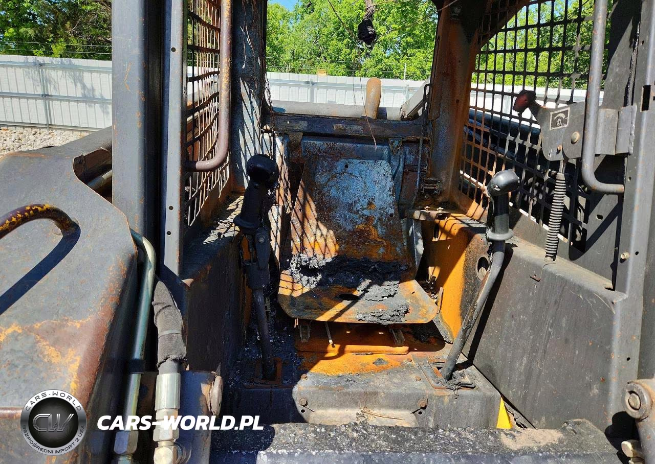 2003 New Holland L190 Skid Steer Loader VIN:N6M436551 - 9