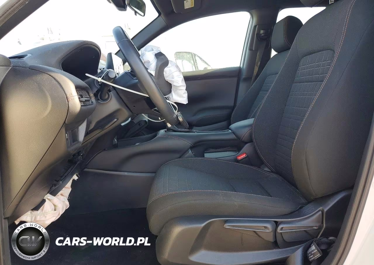2025 Honda Hr-V Sport VIN:3CZRZ2H54SM708190 - 7
