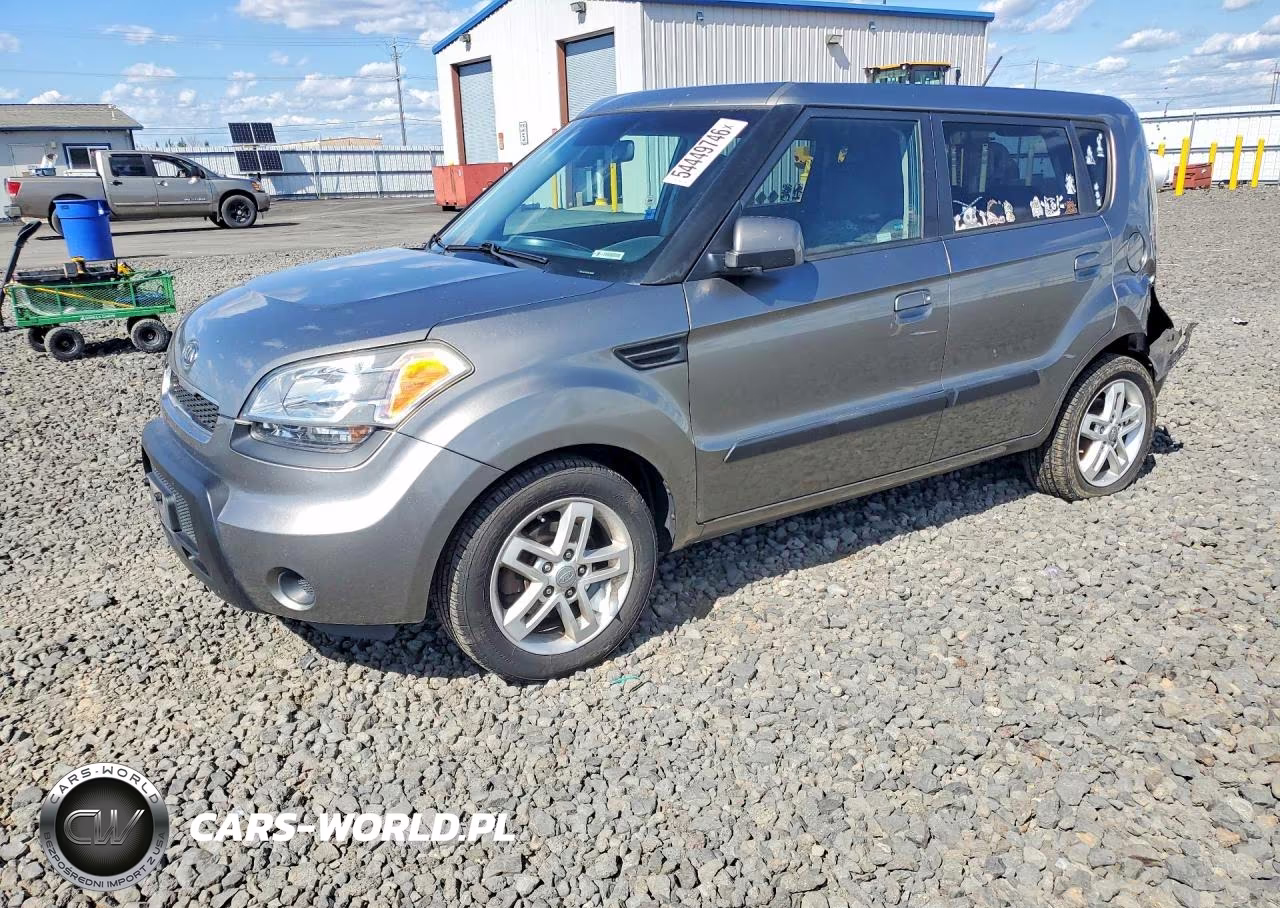 2010 Kia Soul +