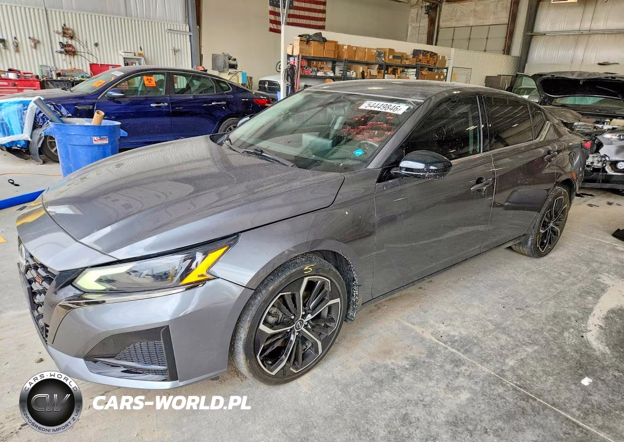 2023 Nissan Altima Sr Intelligent Awd