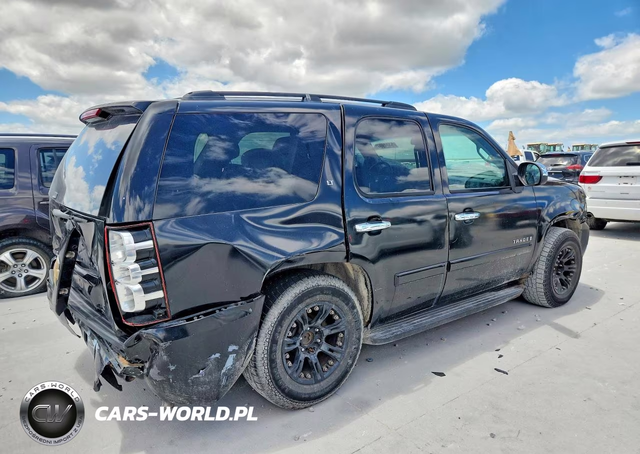 2008 Chevrolet Tahoe C1500 VIN:1GNFC13058R129787 - 3