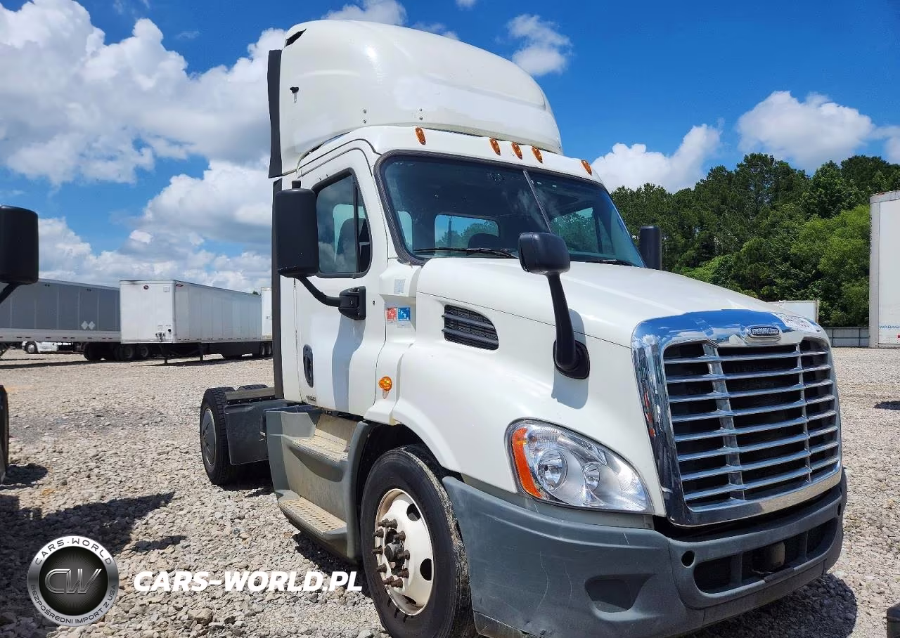 2017 Freightliner Cascadia 1 - Semi Truck