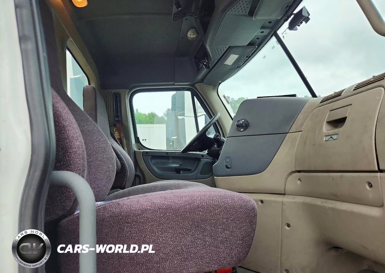 2017 Freightliner Cascadia 1 - Semi Truck VIN:3AKBGADV8HSJD0594 - 5