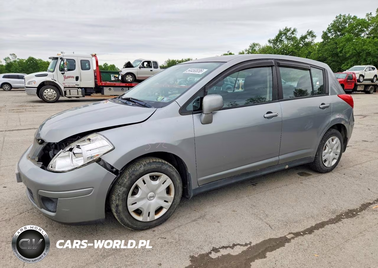 2011 Nissan Versa 1.8 S