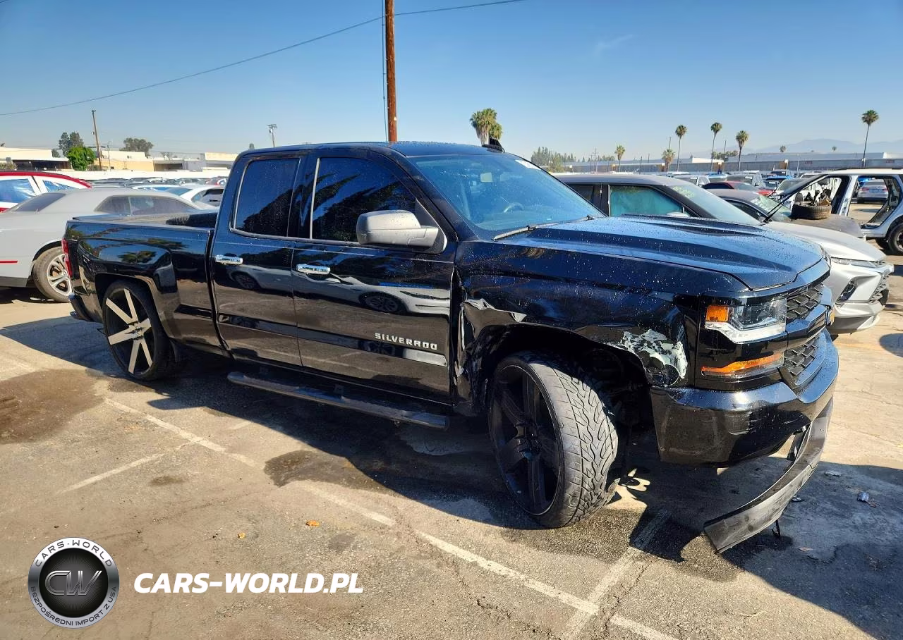 2018 Chevrolet Silverado C1500 Custom VIN:1GCRCPEH0JZ123848 - 4