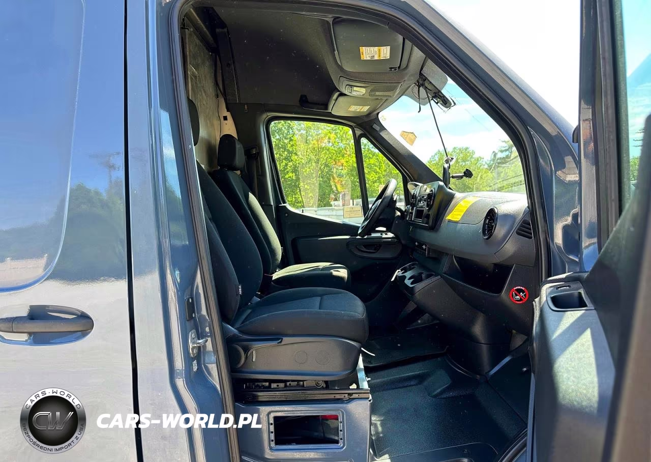 2019 Mercedes-Benz Sprinter 2500 VIN:WD4PF1CD2KP125275 - 6