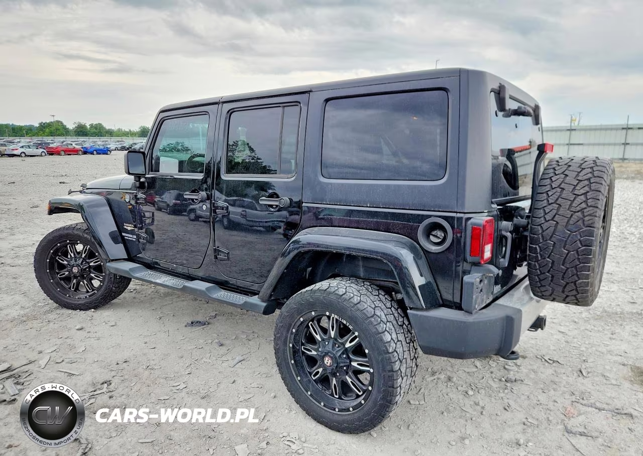 2012 Jeep Wrangler Unlimited Sahara VIN:1C4BJWEG8CL184802 - 2