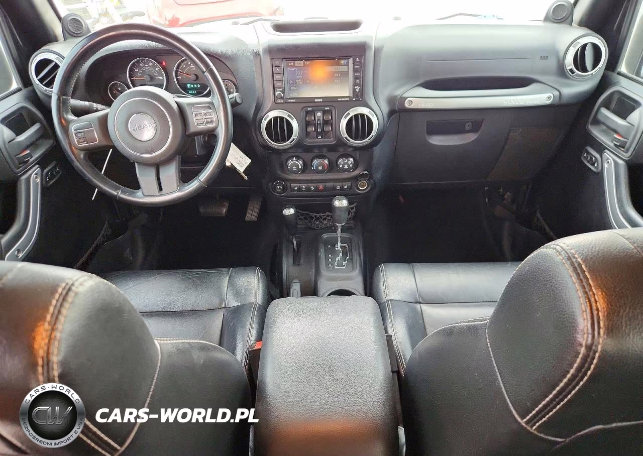 2012 Jeep Wrangler Unlimited Sahara VIN:1C4BJWEG8CL184802 - 8