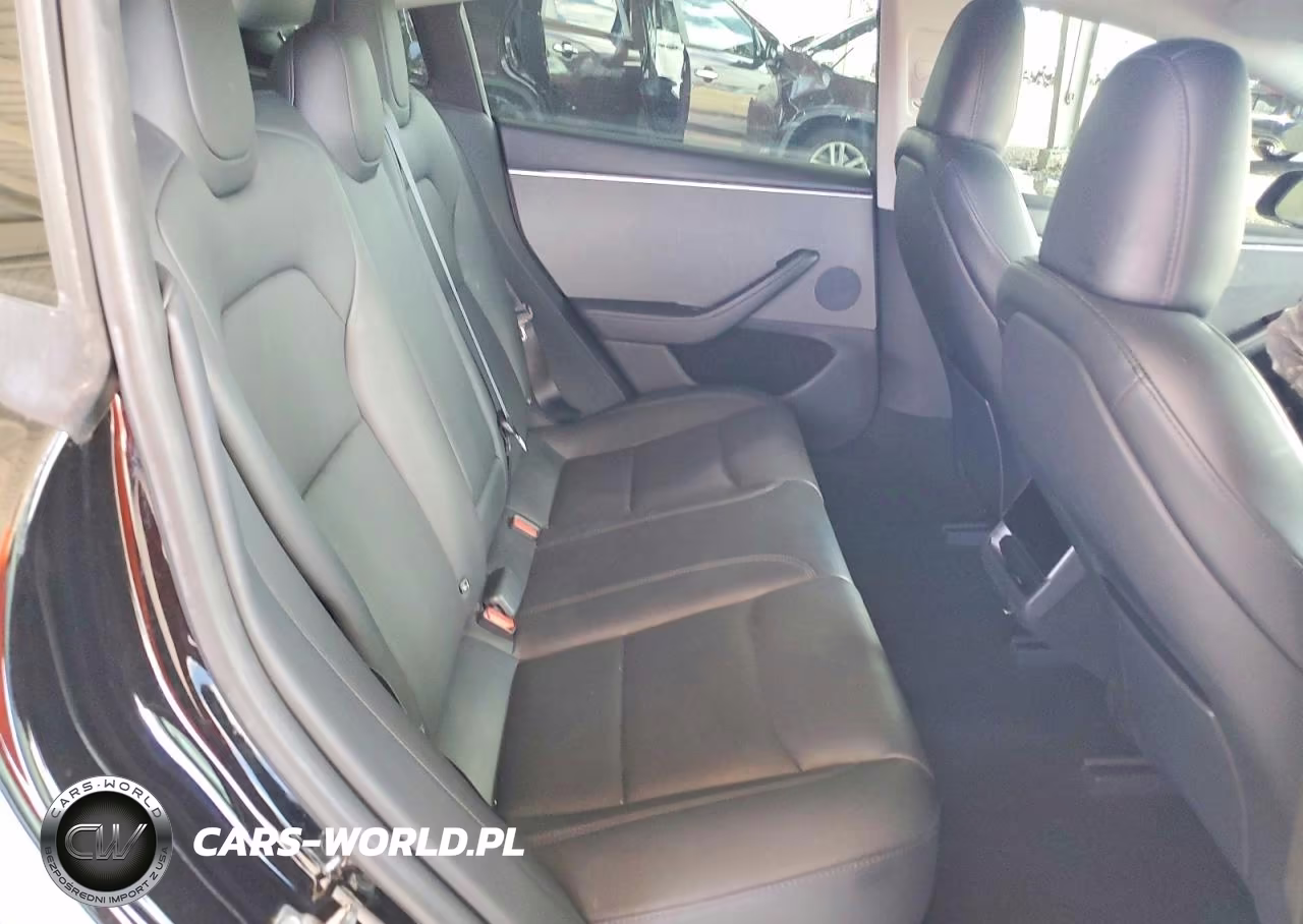 2024 Tesla Model 3 VIN:5YJ3E1EA7RF733571 - 10
