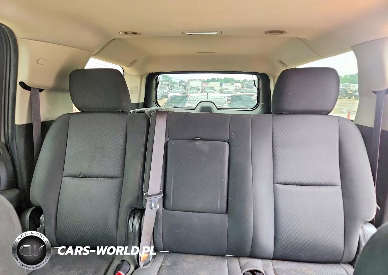 2013 Chevrolet Suburban C1500 Ls VIN:1GNSCHE03DR376840 - 10
