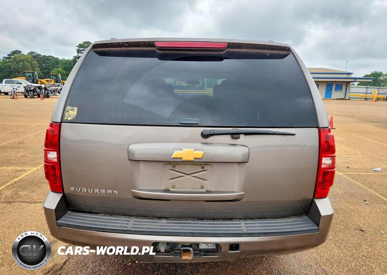 2013 Chevrolet Suburban C1500 Ls VIN:1GNSCHE03DR376840 - 6