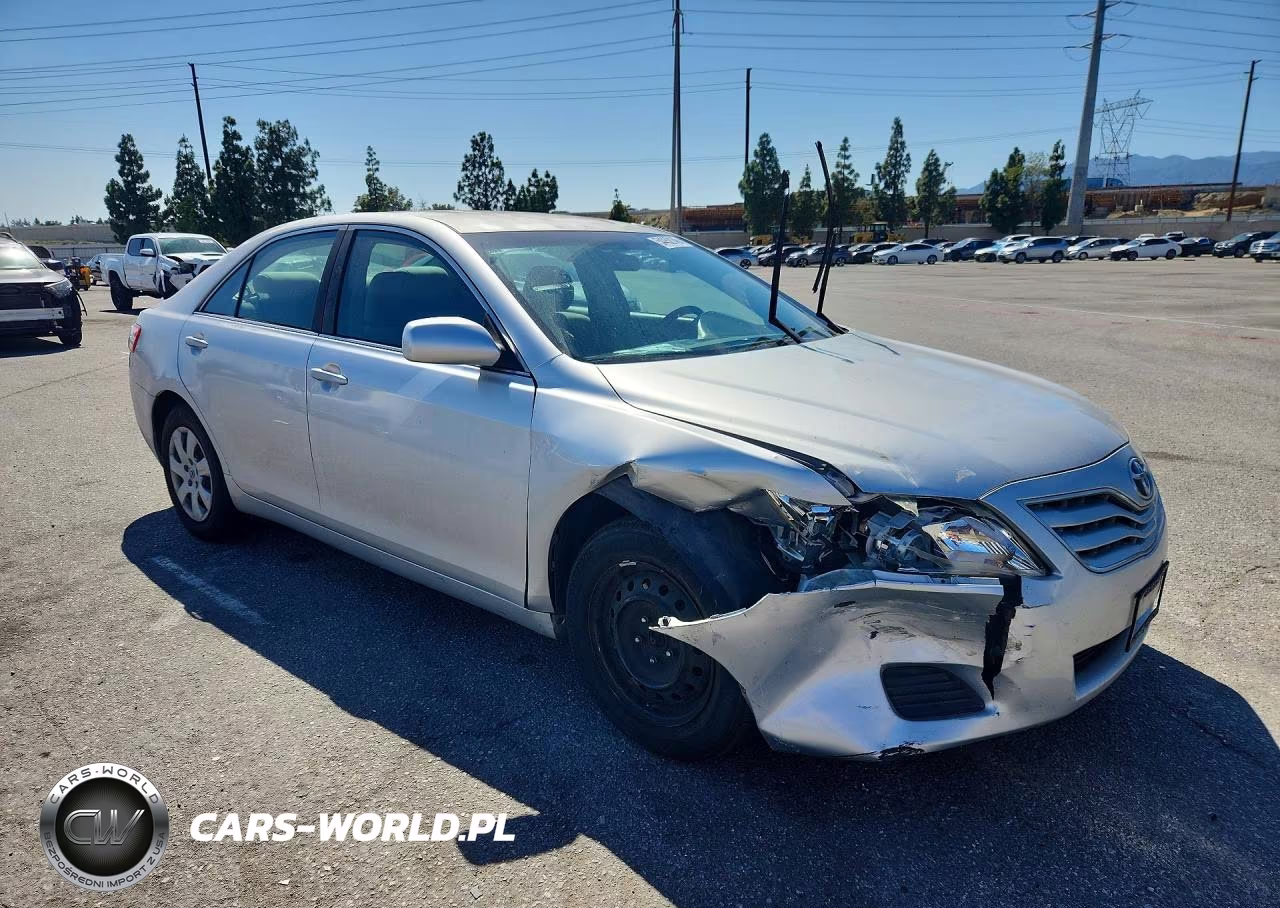 2011 Toyota Camry Le VIN:4T4BF3EKXBR198182 - 4
