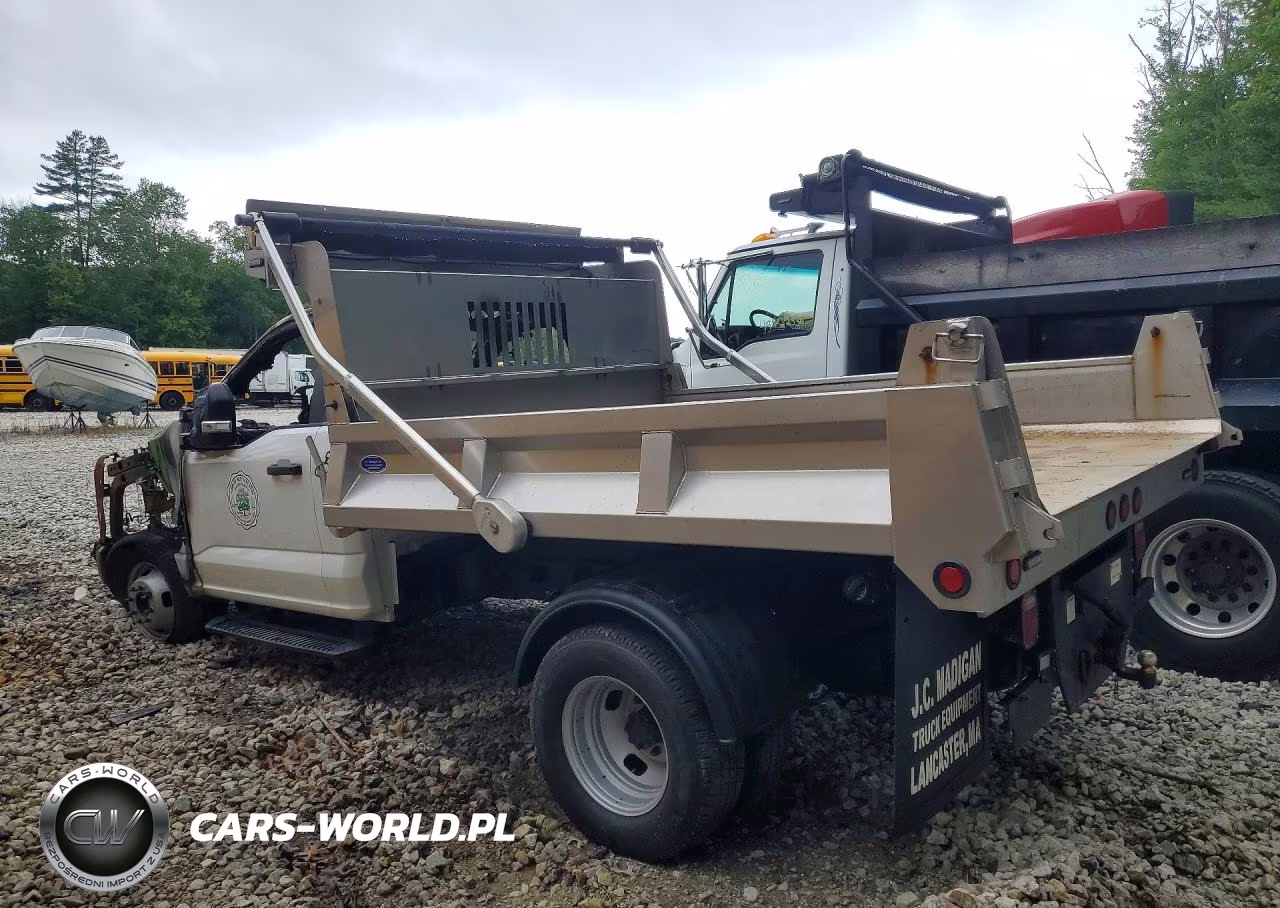 2023 Ford F350 Super Duty Dump Truck VIN:1FDRF3HN7PDA20624 - 2