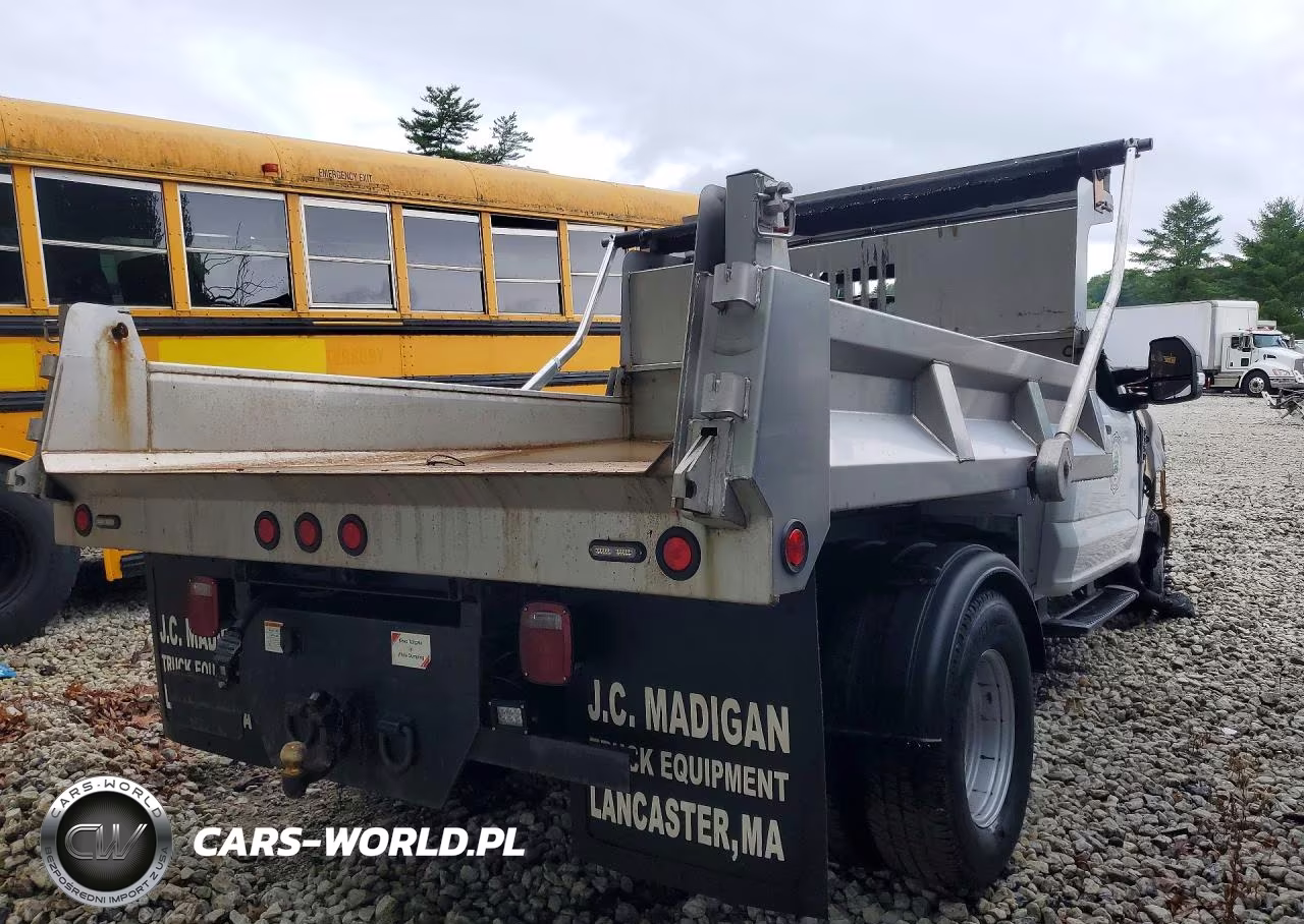 2023 Ford F350 Super Duty Dump Truck VIN:1FDRF3HN7PDA20624 - 3