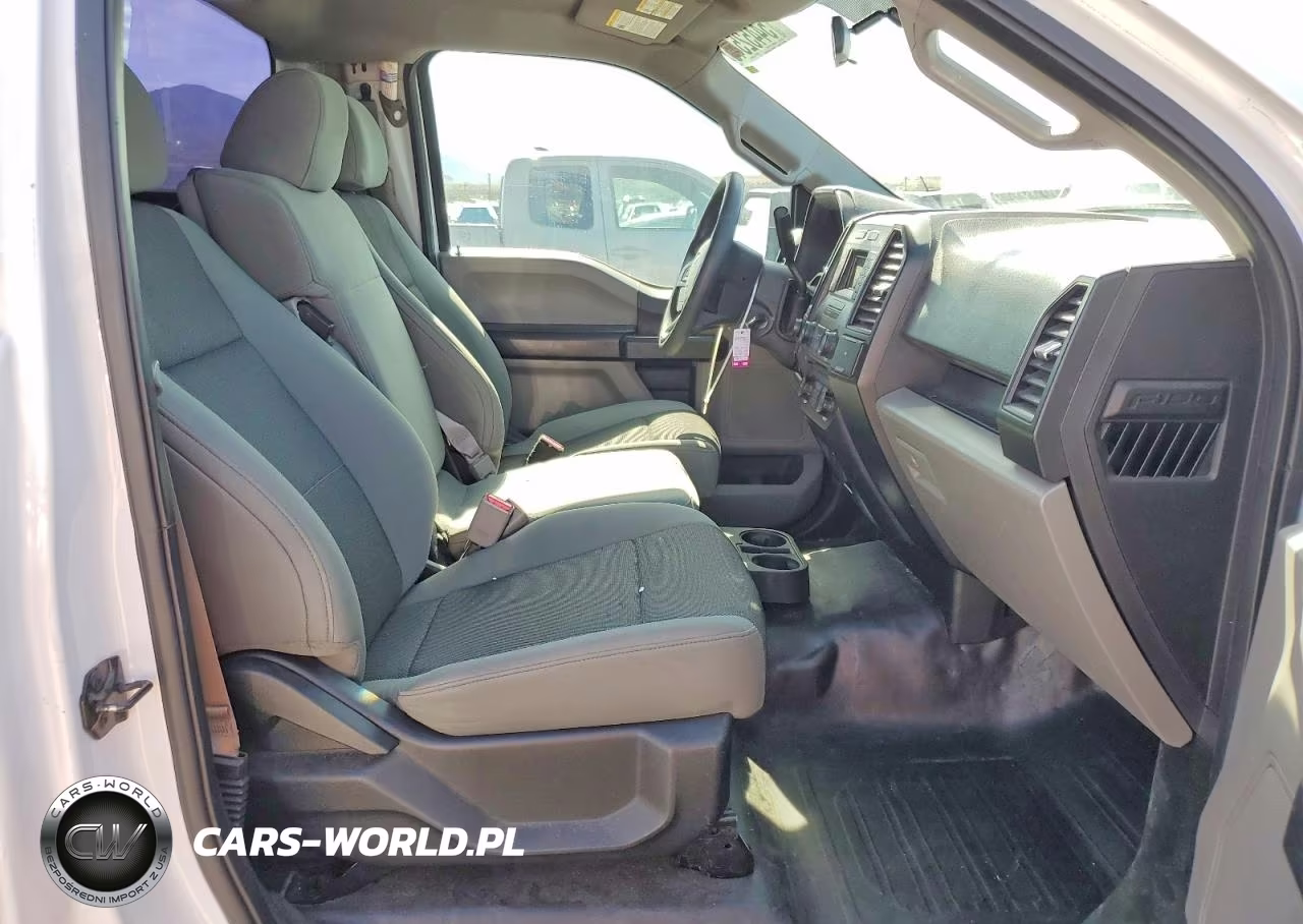 2016 Ford F150 VIN:1FTMF1E85GKF99318 - 10
