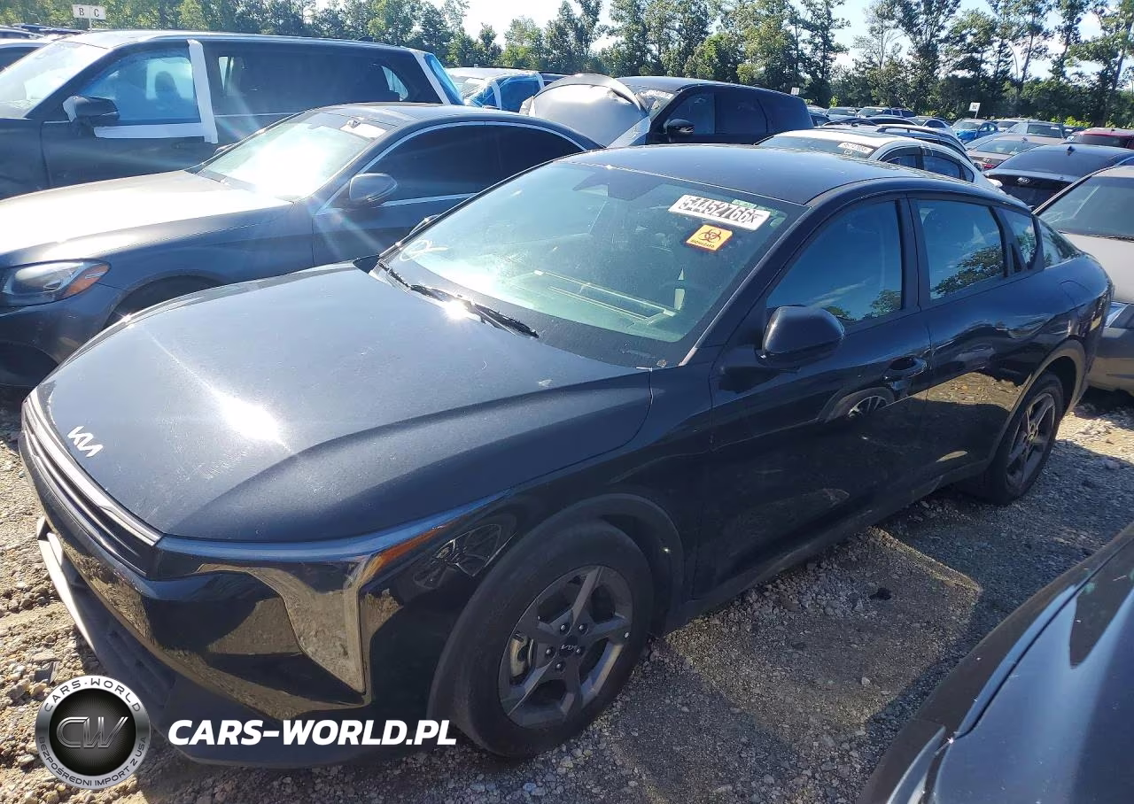 2025 Kia K4 Lxs – zdjęcie 1 z 12