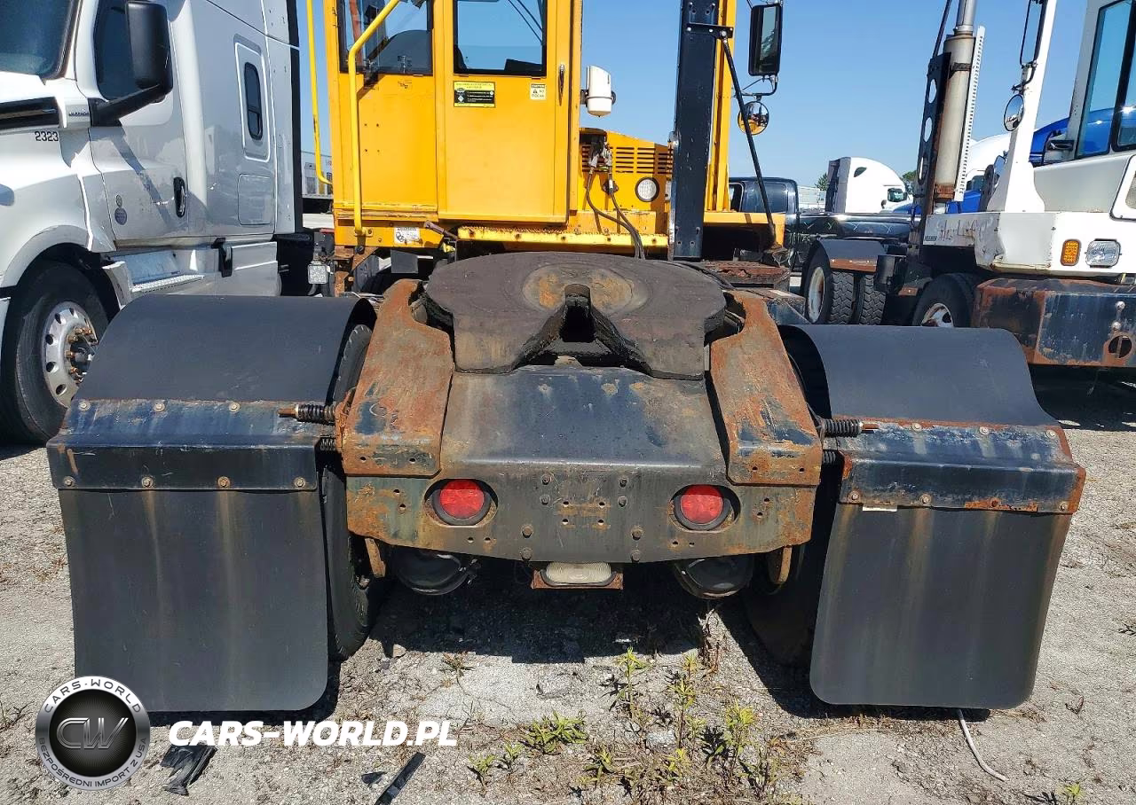 2019 Autocar Llc Xspotter - Yard Truck VIN:516G4GC10KH227509 - 6