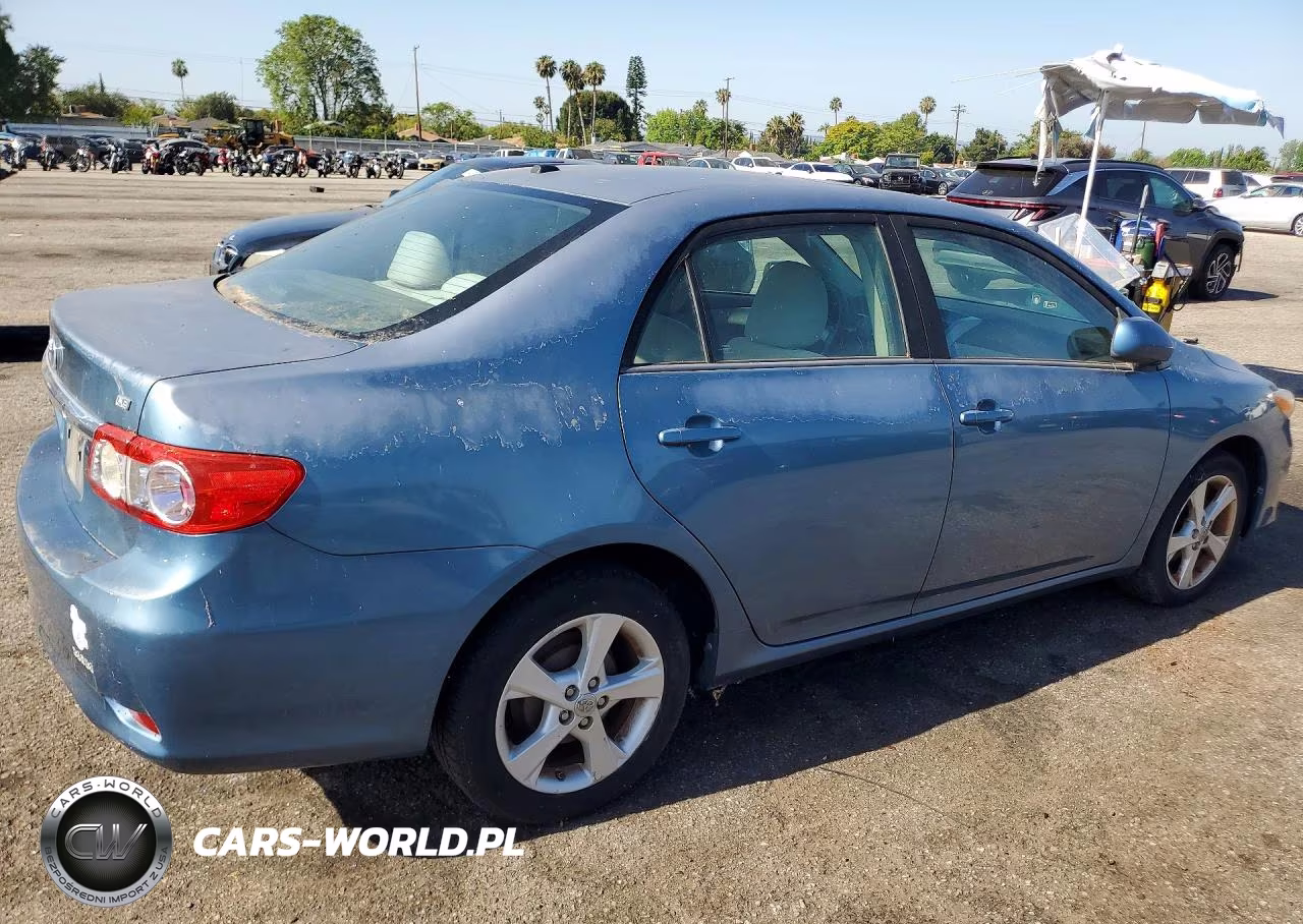 2013 Toyota Corolla VIN:5YFBU4EE9CP050527 - 3