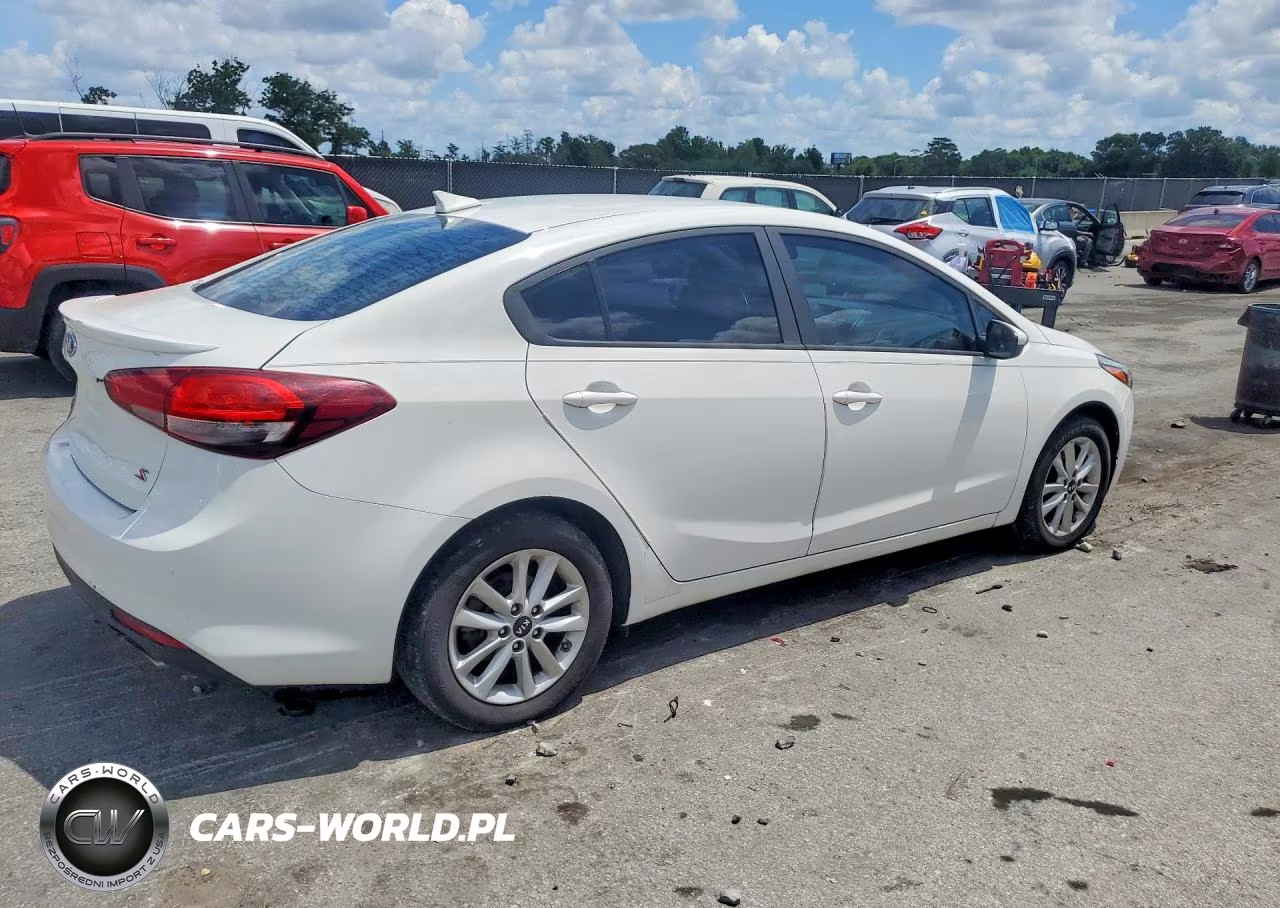 2017 Kia Forte S VIN:3KPFL4A72HE137688 - 3