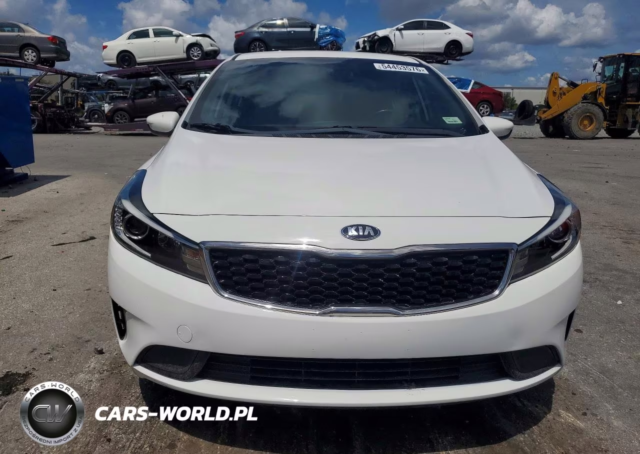 2017 Kia Forte S VIN:3KPFL4A72HE137688 - 5