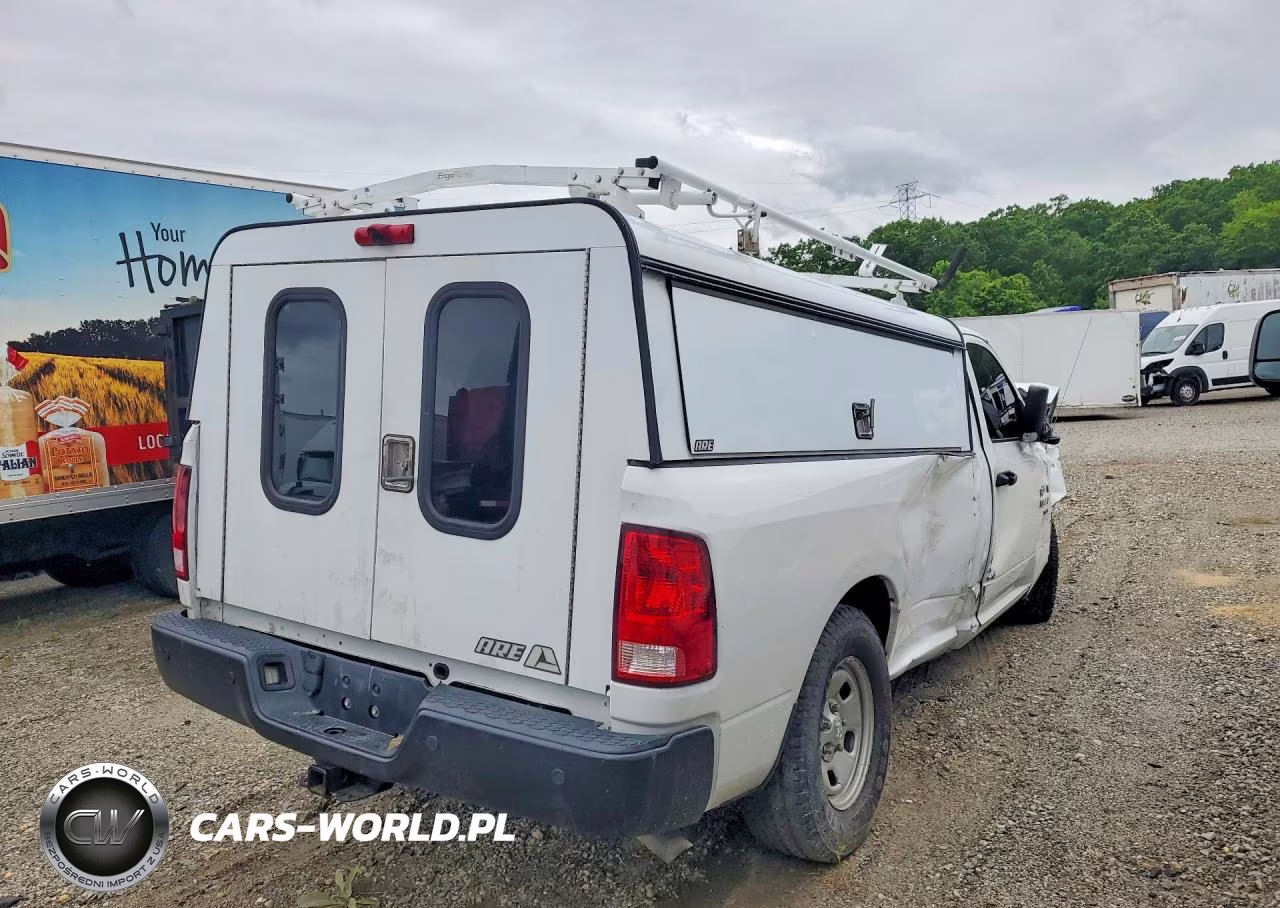 2019 Ram 1500 Classic Tradesman VIN:3C6JR6DG9KG506128 - 3