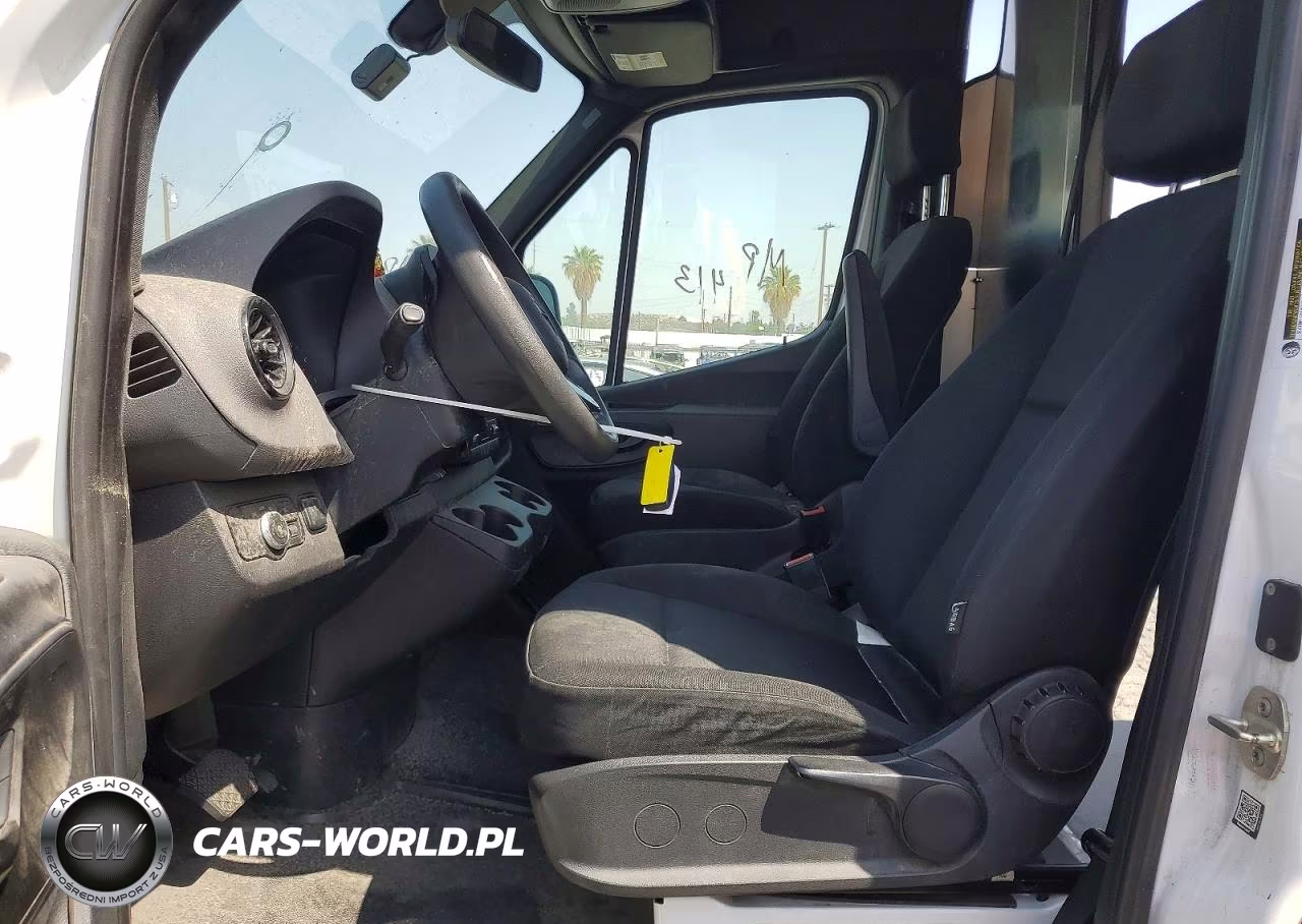 2022 Mercedes Benz Sprinter 2500 VIN:W1Y4ECHY5NT081223 - 7