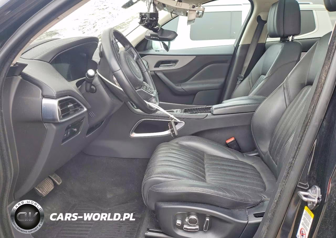 2019 Jaguar F-Pace Portfolio VIN:SADCN2GX0KA357662 - 7