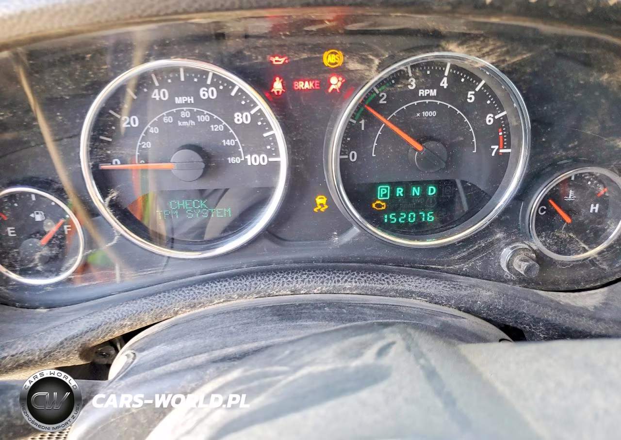 2014 Jeep Wrangler Unlimited Sport VIN:1C4BJWDG5EL263543 - 9