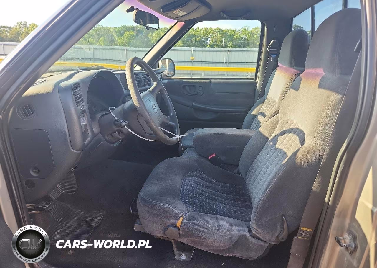 1998 Chevrolet S Truck S10 VIN:1GCCS14X8W8161176 - 7