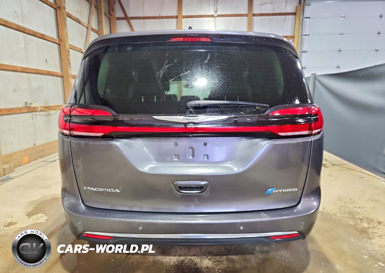 2023 Chrysler Pacifica Hybrid Touring L VIN:2C4RC1L73PR611640 - 6