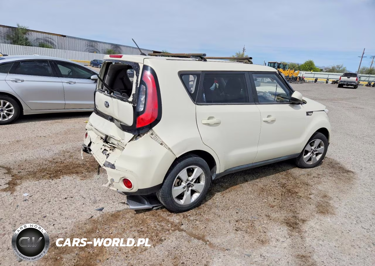 2018 Kia Soul VIN:KNDJN2A15J7582954 - 3