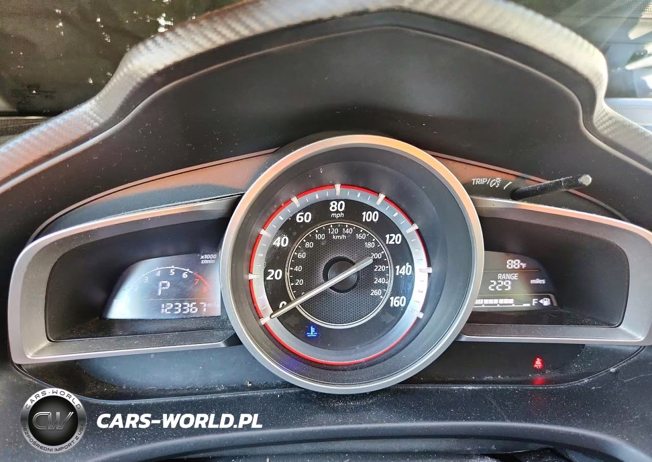 2015 Mazda 3 Sport VIN:3MZBM1U79FM173643 - 9