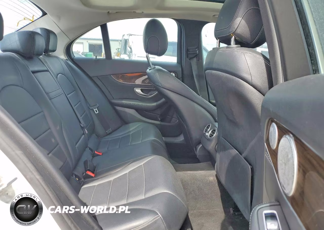 2015 Mercedes-Benz C 300 4Matic VIN:55SWF4KB3FU035669 - 10