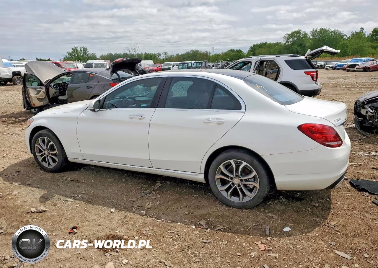 2015 Mercedes-Benz C 300 4Matic VIN:55SWF4KB3FU035669 - 2