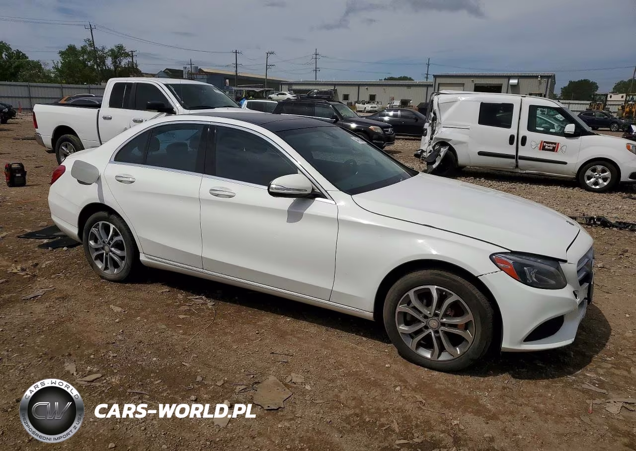 2015 Mercedes-Benz C 300 4Matic VIN:55SWF4KB3FU035669 - 4