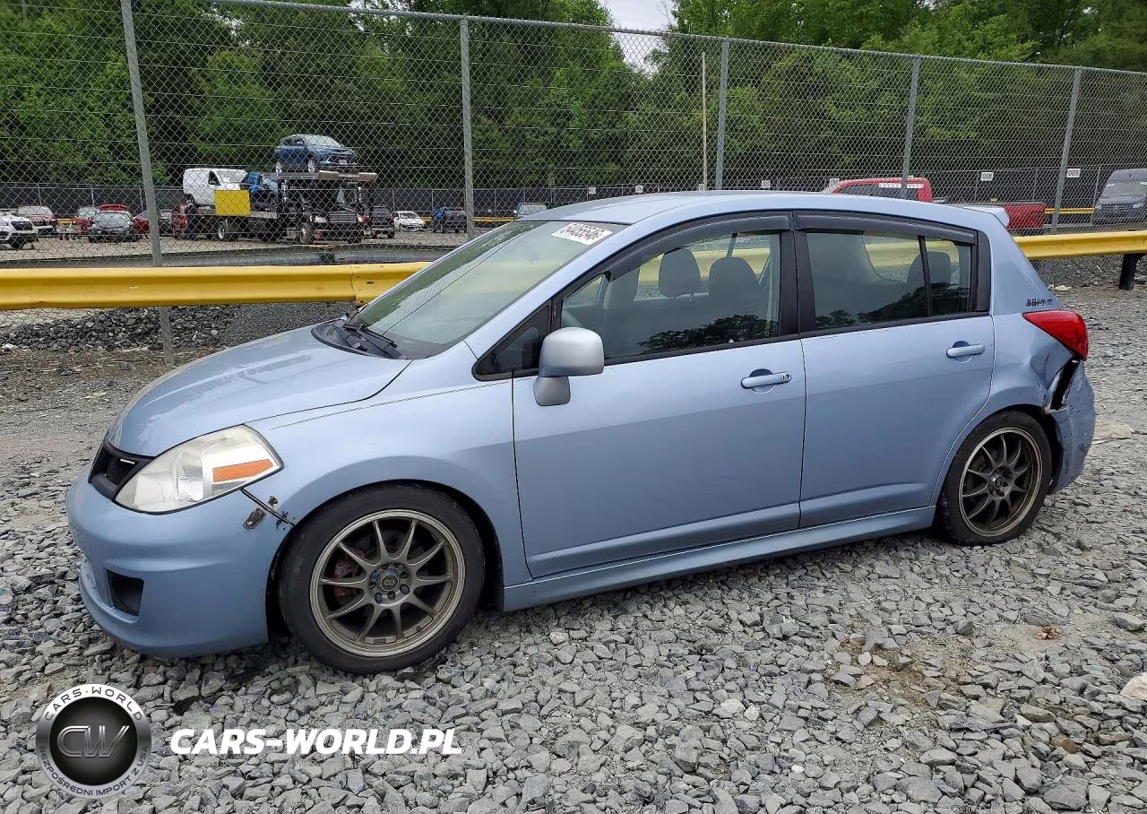 2011 Niss Versa
