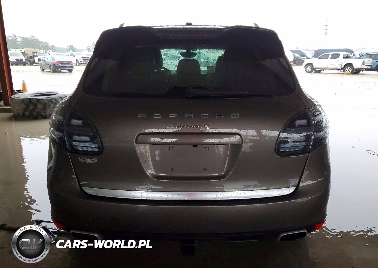 2014 Porsche Cayenne S VIN:WP1AB2A26ELA59102 - 6