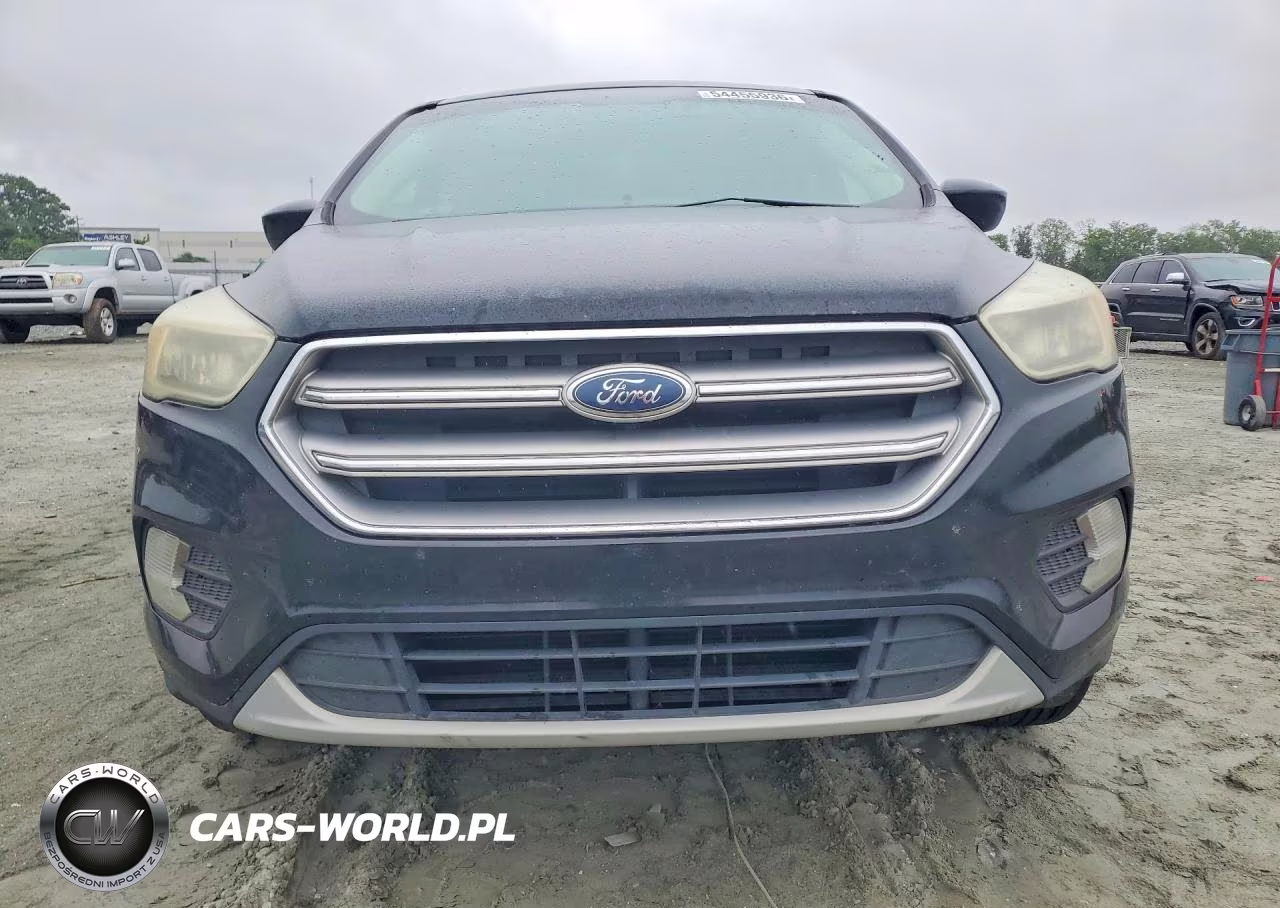 2017 Ford Escape Se VIN:1FMCU0GD6HUB96407 - 5