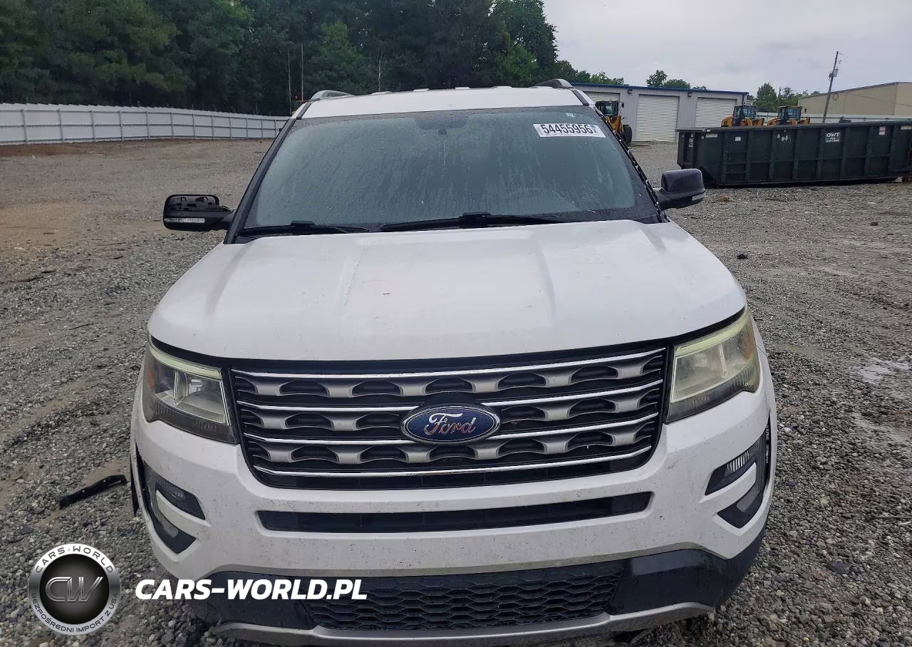 2017 Ford Explorer Xlt VIN:1FM5K7D8XHGD15847 - 5