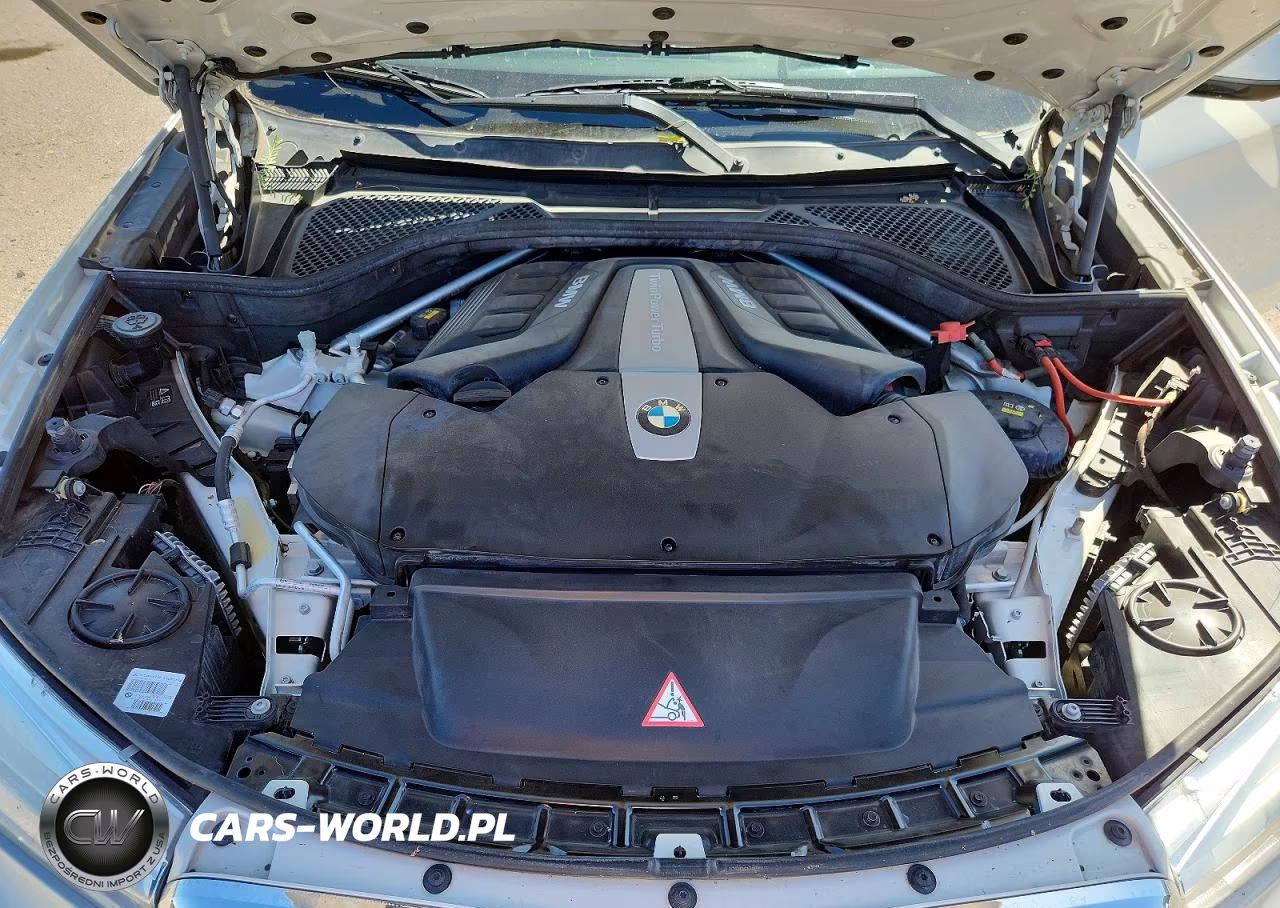 2018 BMW X5 xDrive50I VIN:5UXKR6C50J0U14212 - 12
