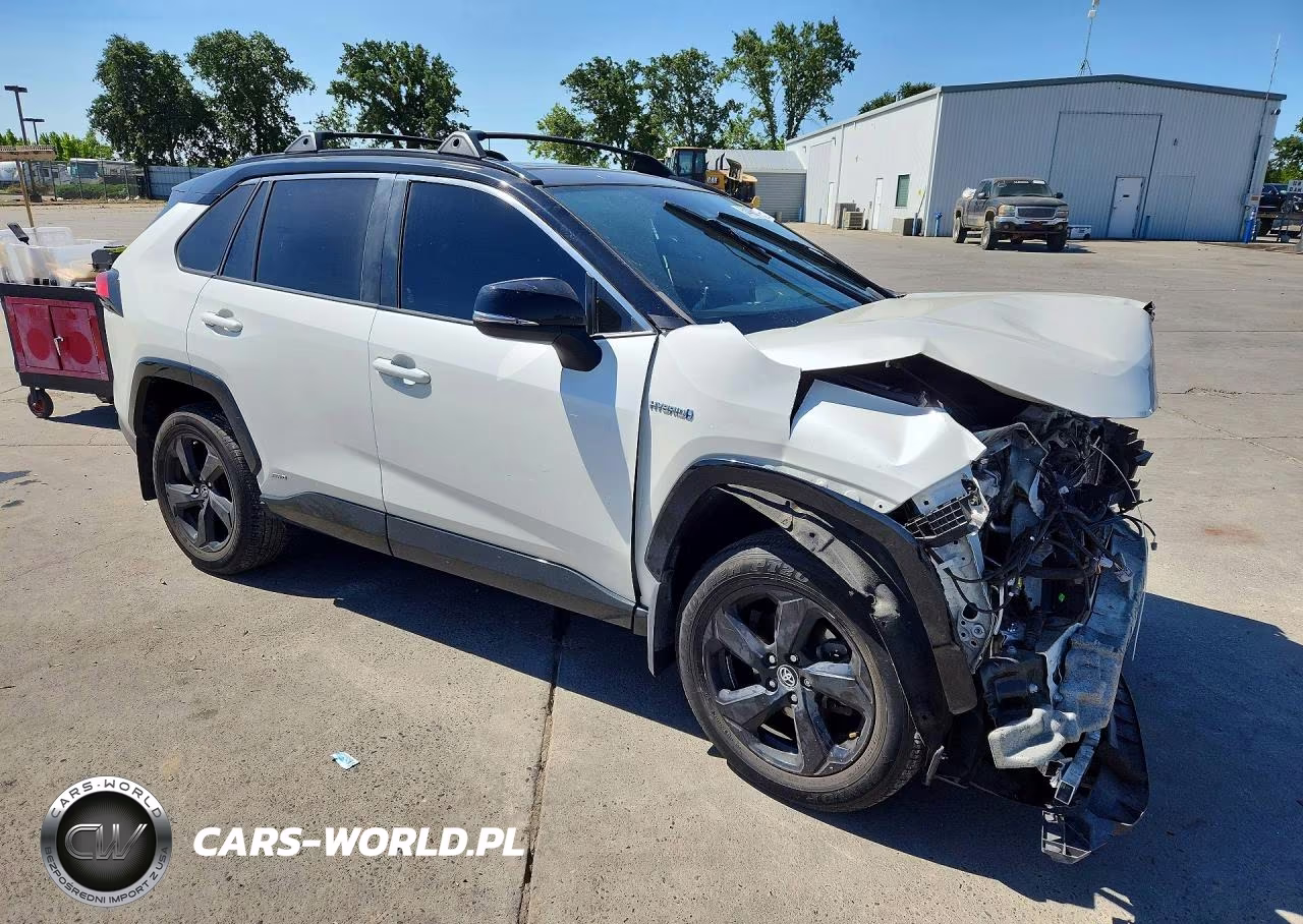 2020 Toyota Rav4 Xse VIN:2T3EWRFV6LW055483 - 4