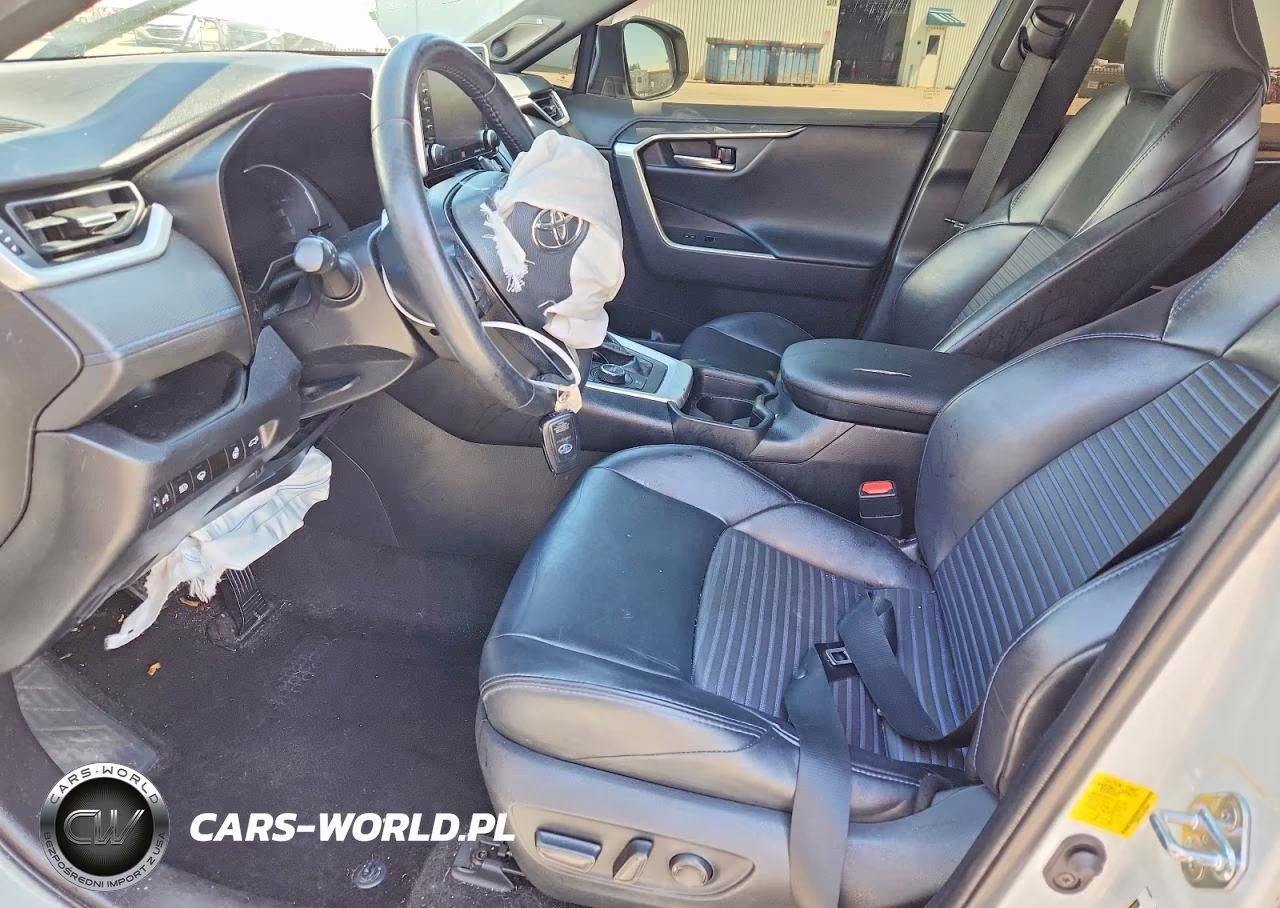 2020 Toyota Rav4 Xse VIN:2T3EWRFV6LW055483 - 7