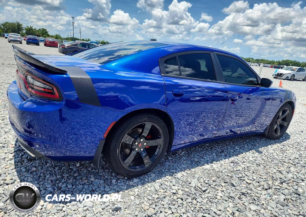 2020 Dodge Charger Sxt VIN:2C3CDXBGXLH123586 - 3